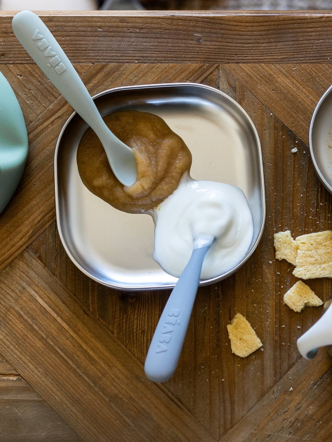 Lot de 2 cuillères ergonomiques 1er âge vert