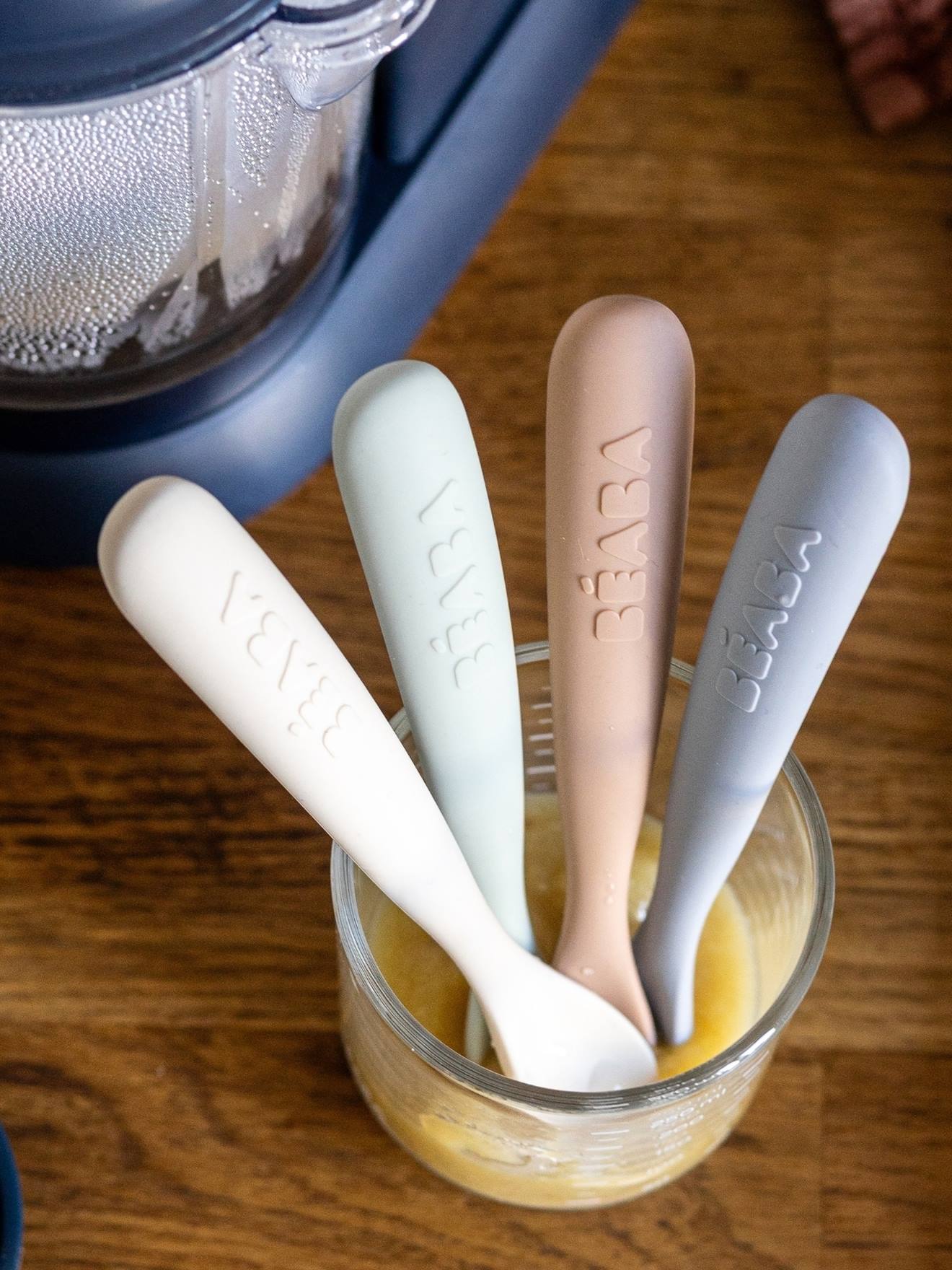 Lot de 4 cuillères 1er âge silicone beige