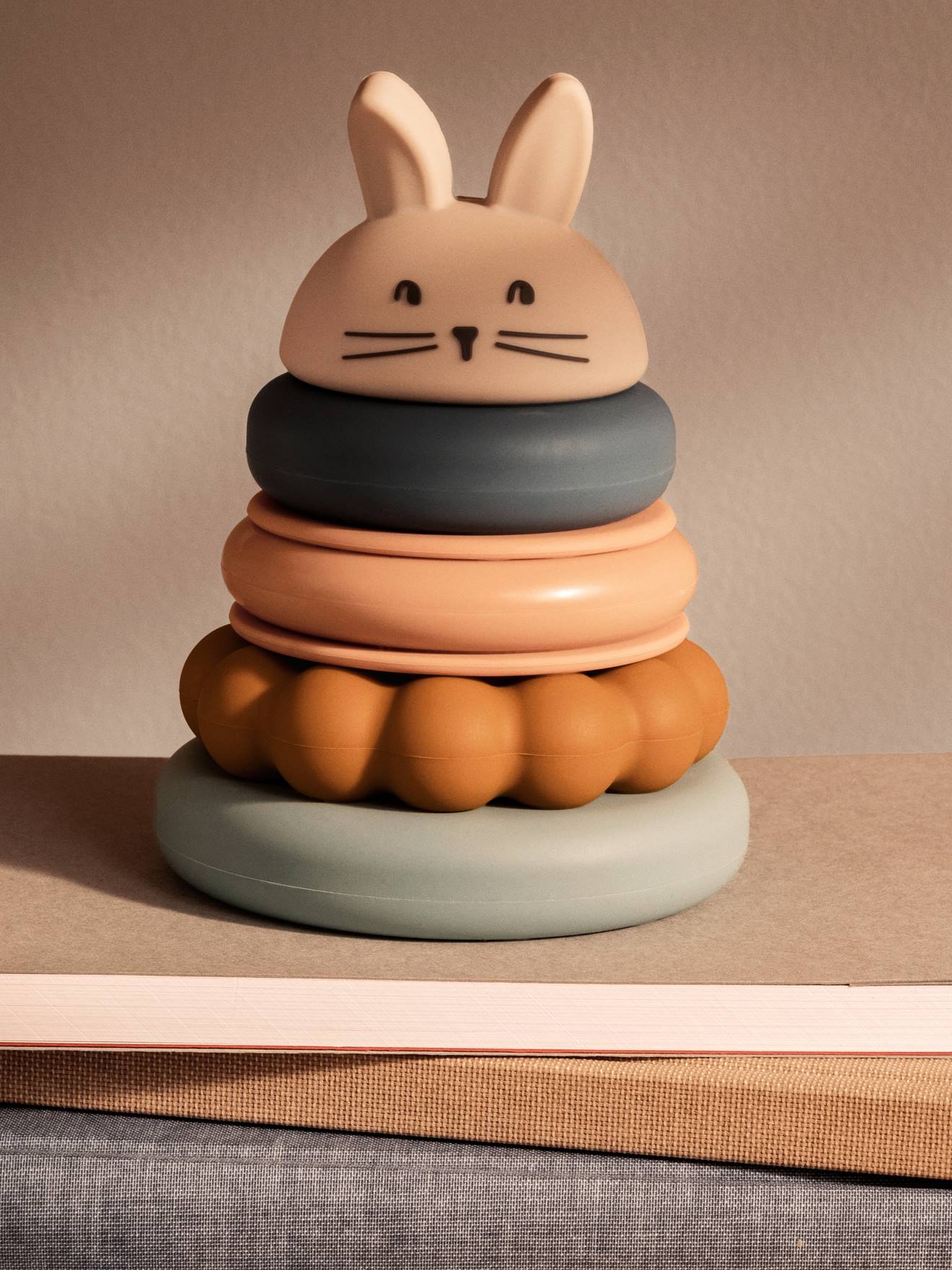 Tour à empiler Donata multicolore