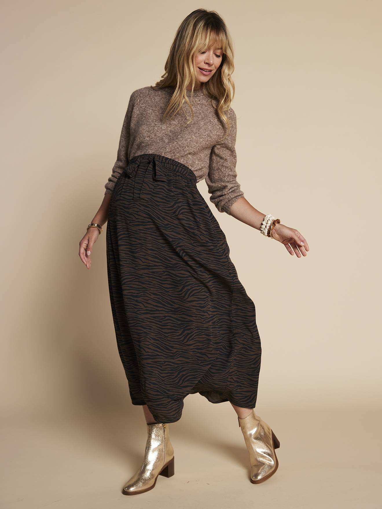 Jupe longue de grossesse motif zébré chocolat