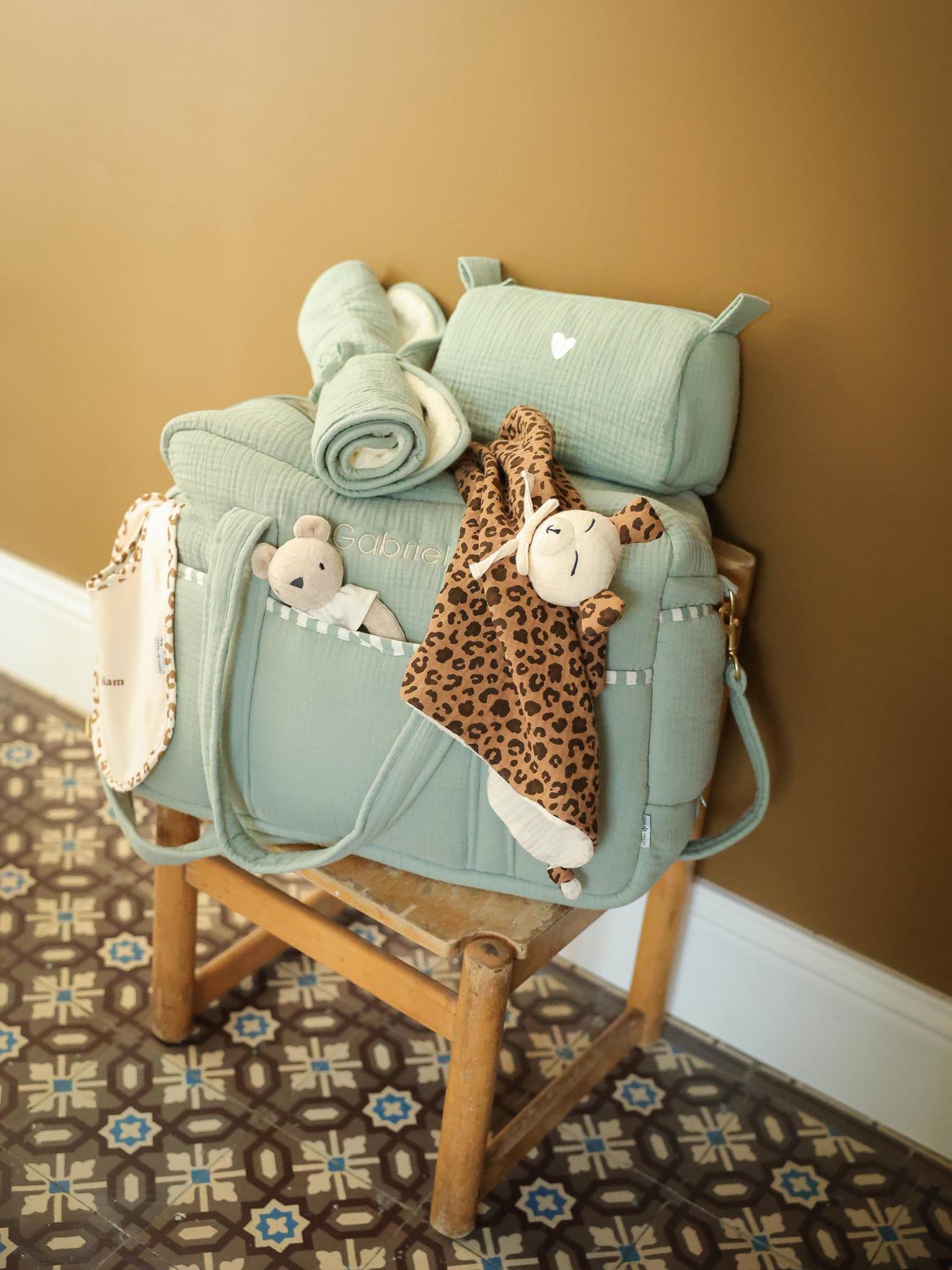Sac à langer évolutif 24 ou 48h personnalisable vert sauge (Envie De Fraise) - Image 2