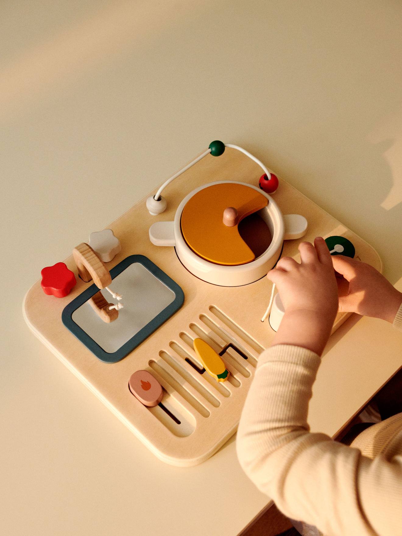 Planche d'activité chef cuisine Magnus multicolore