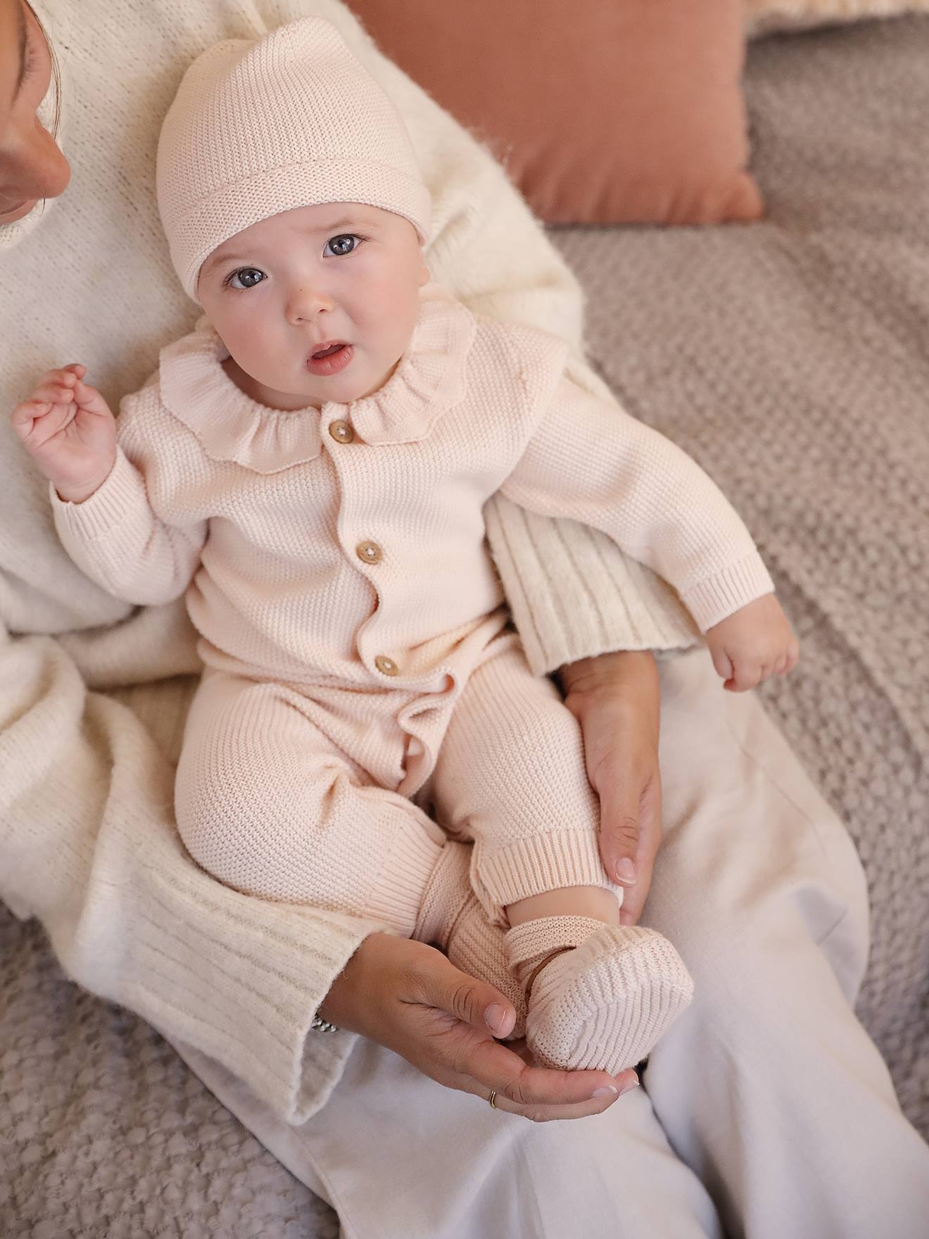 Ensemble naissance combinaison et bonnet rose 19 €