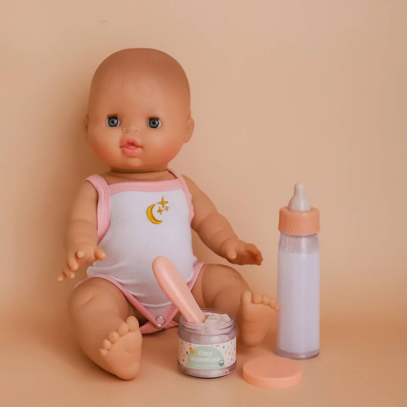 Box Pour Poupée Blanc, Rose (Tiny Harlow) - Image 1