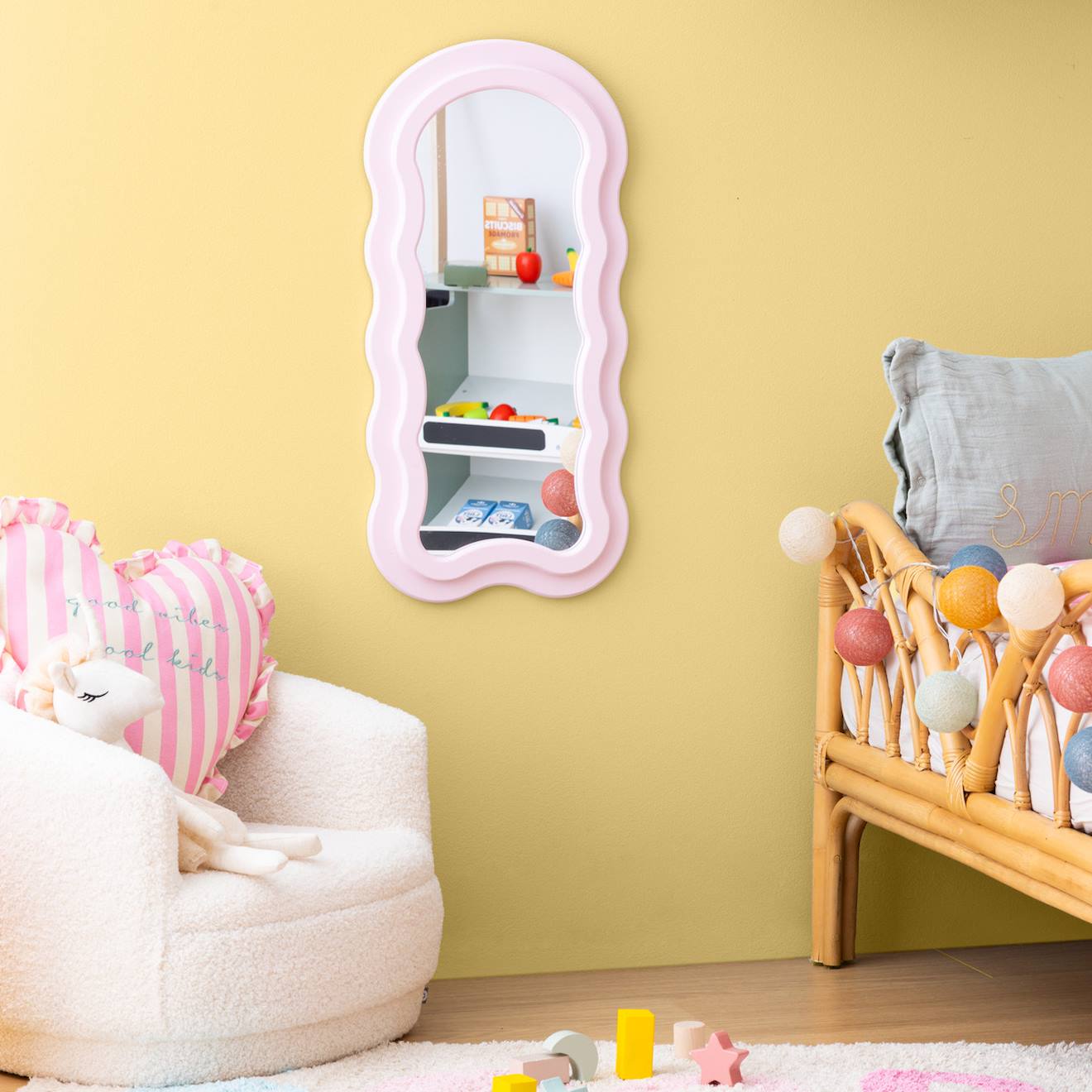 Miroir Forme Organique - Ayna Rose (Atmosphera For Kids) - Couverture