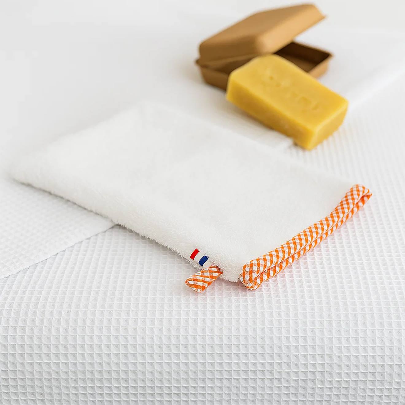 Gant De Toilette En Coton Bio Blanc (Papate) - Image 2