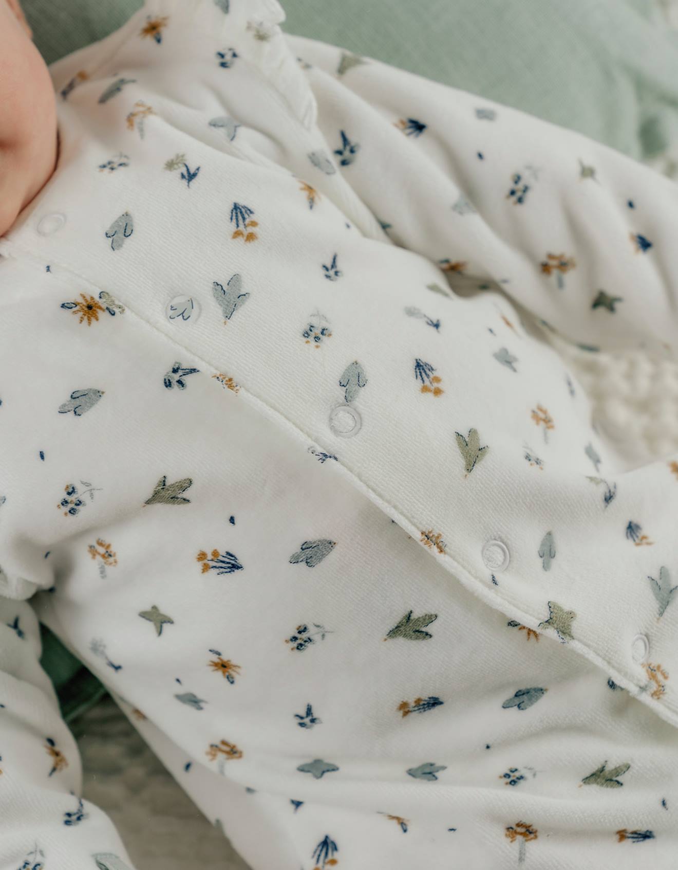 Pyjama Bébé En Velours Imprimé Oiseau Blanc (Noukie's) - Image 3