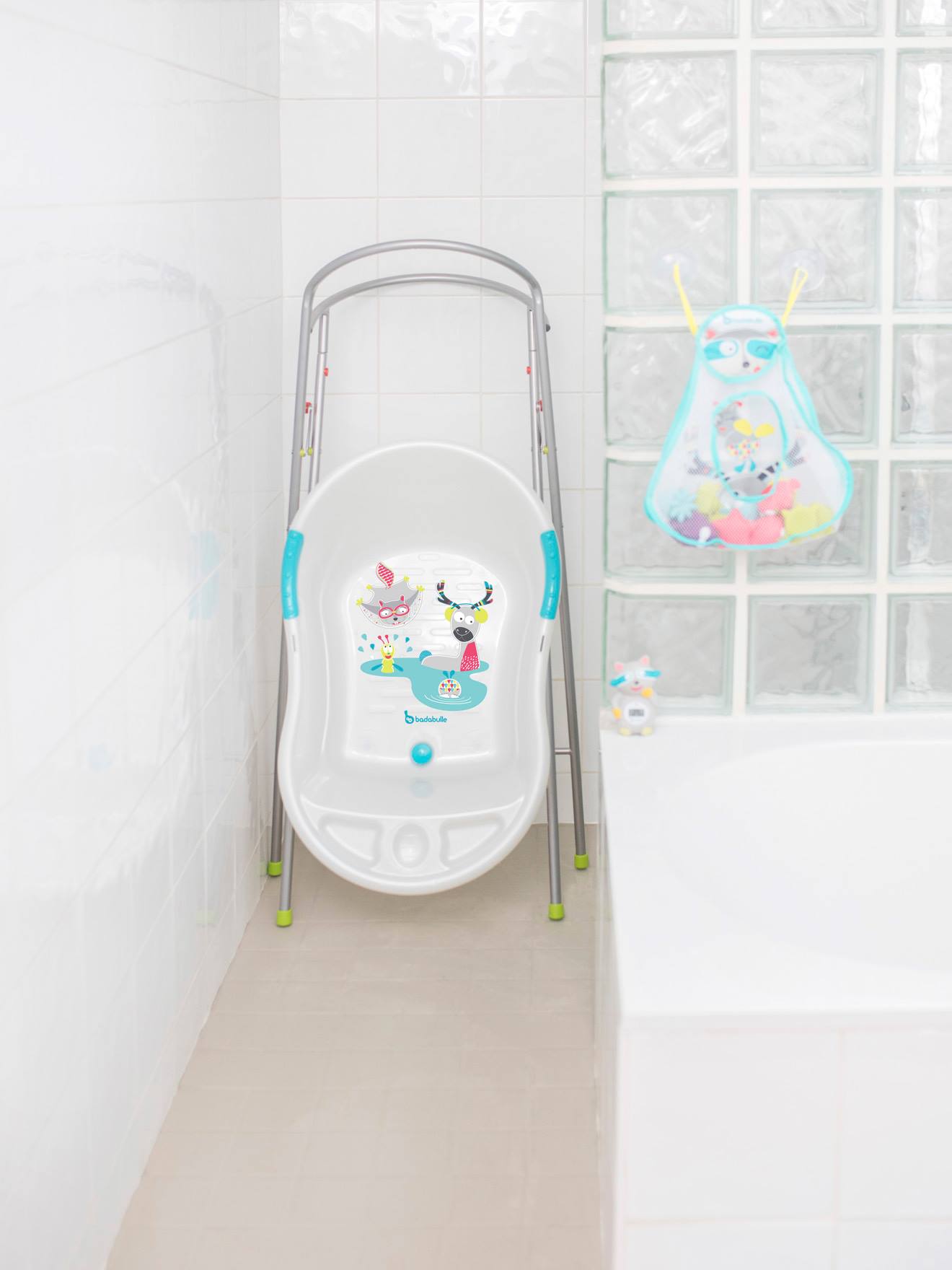 Pack baignoire bébé avec vidange bleu + support de baignoire et tuyau  d'évacuation - Made in Bébé