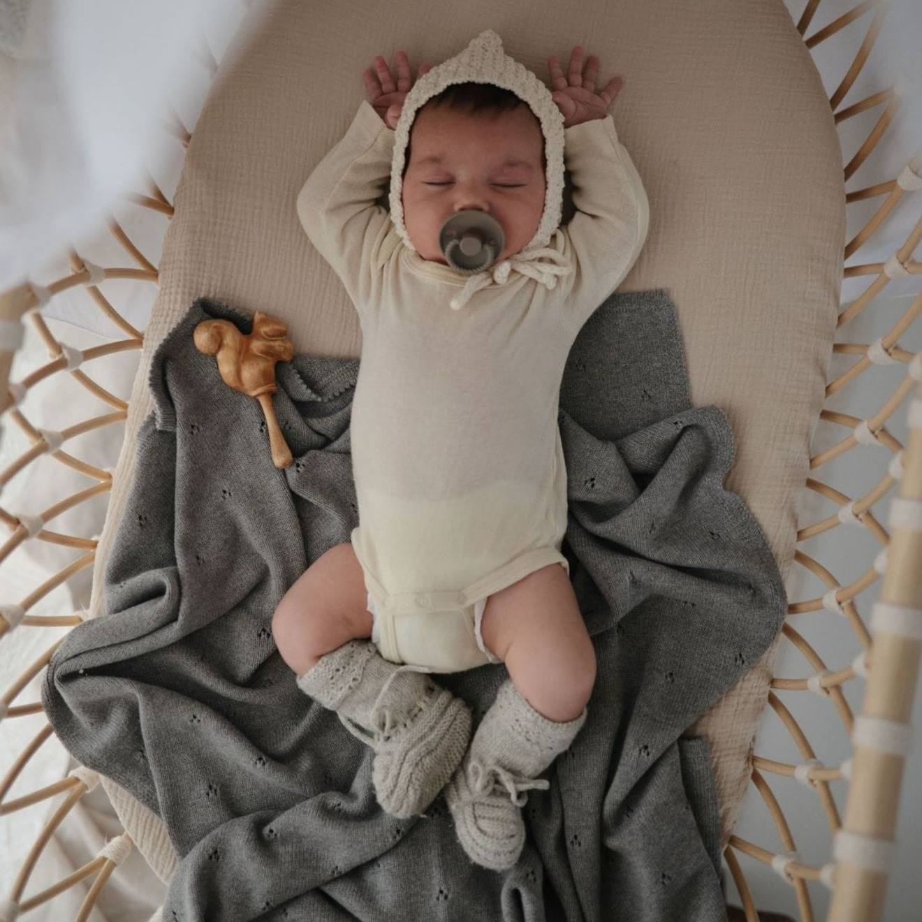 Couverture Pointelle En Coton Bio Gris (Mushie) - Image 2