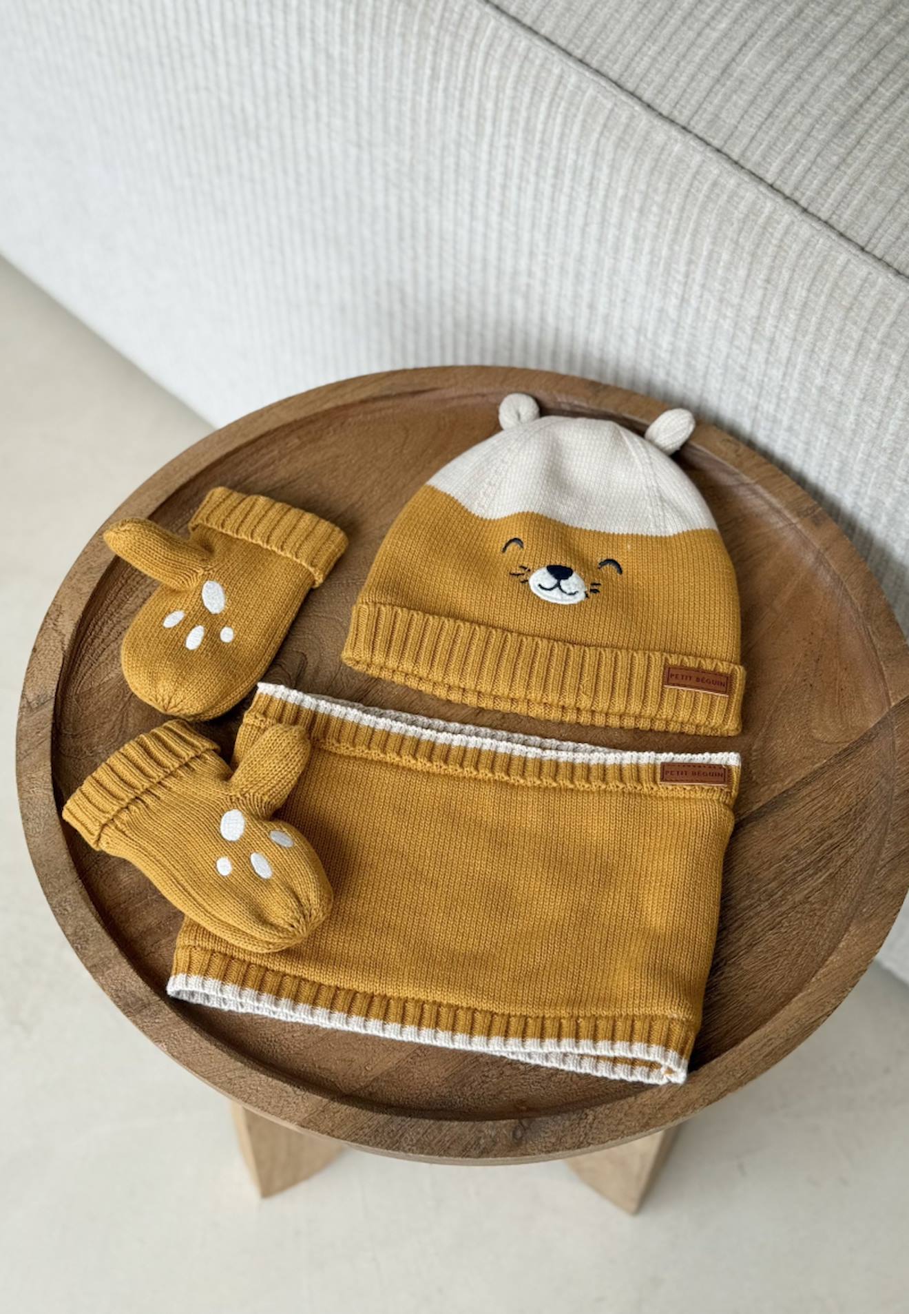 Ensemble Bonnet, Moufles Et Cache-cou Enfant En Tricot Charly Ocre