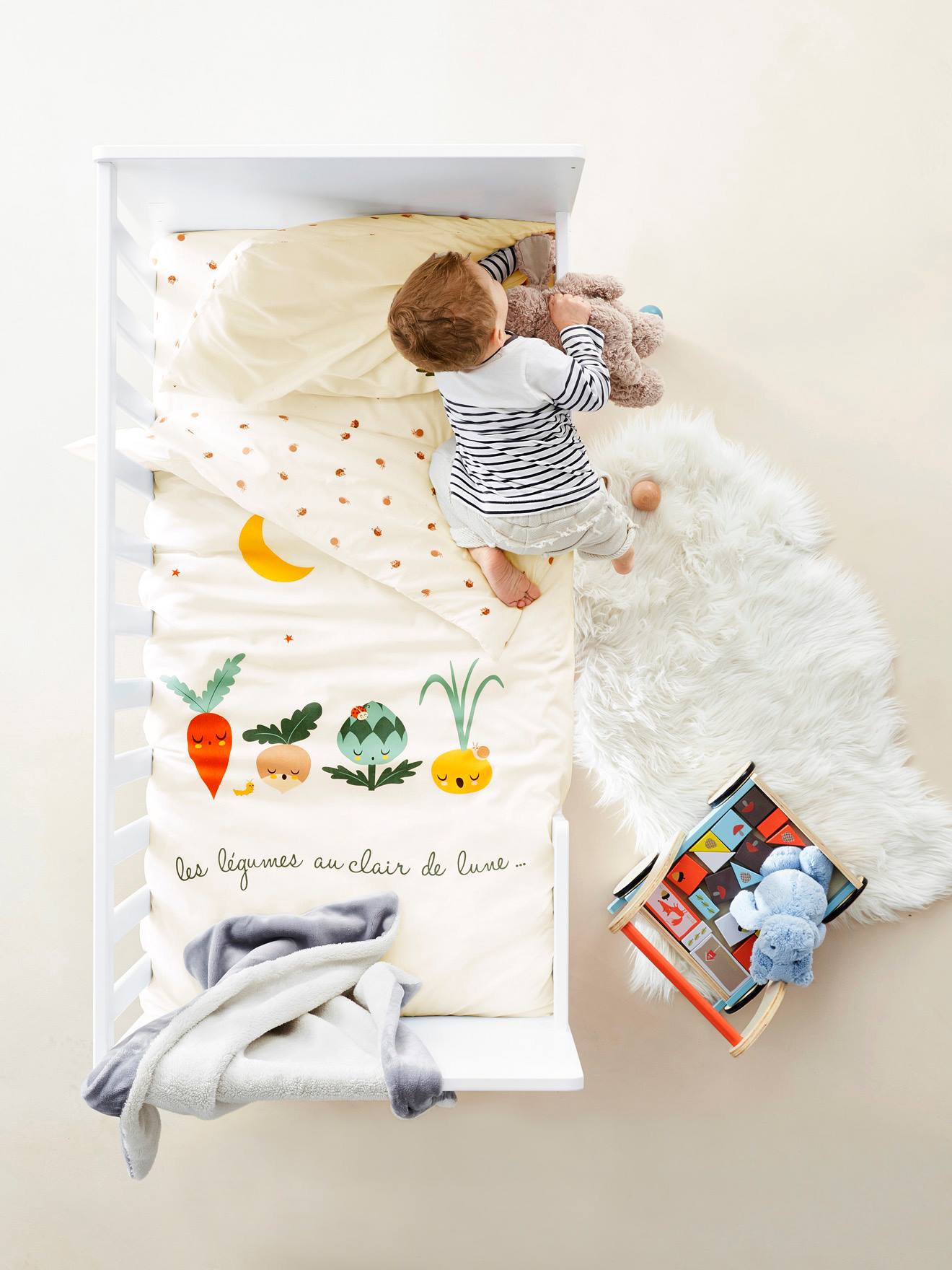 Tapis fausse fourrure blanc