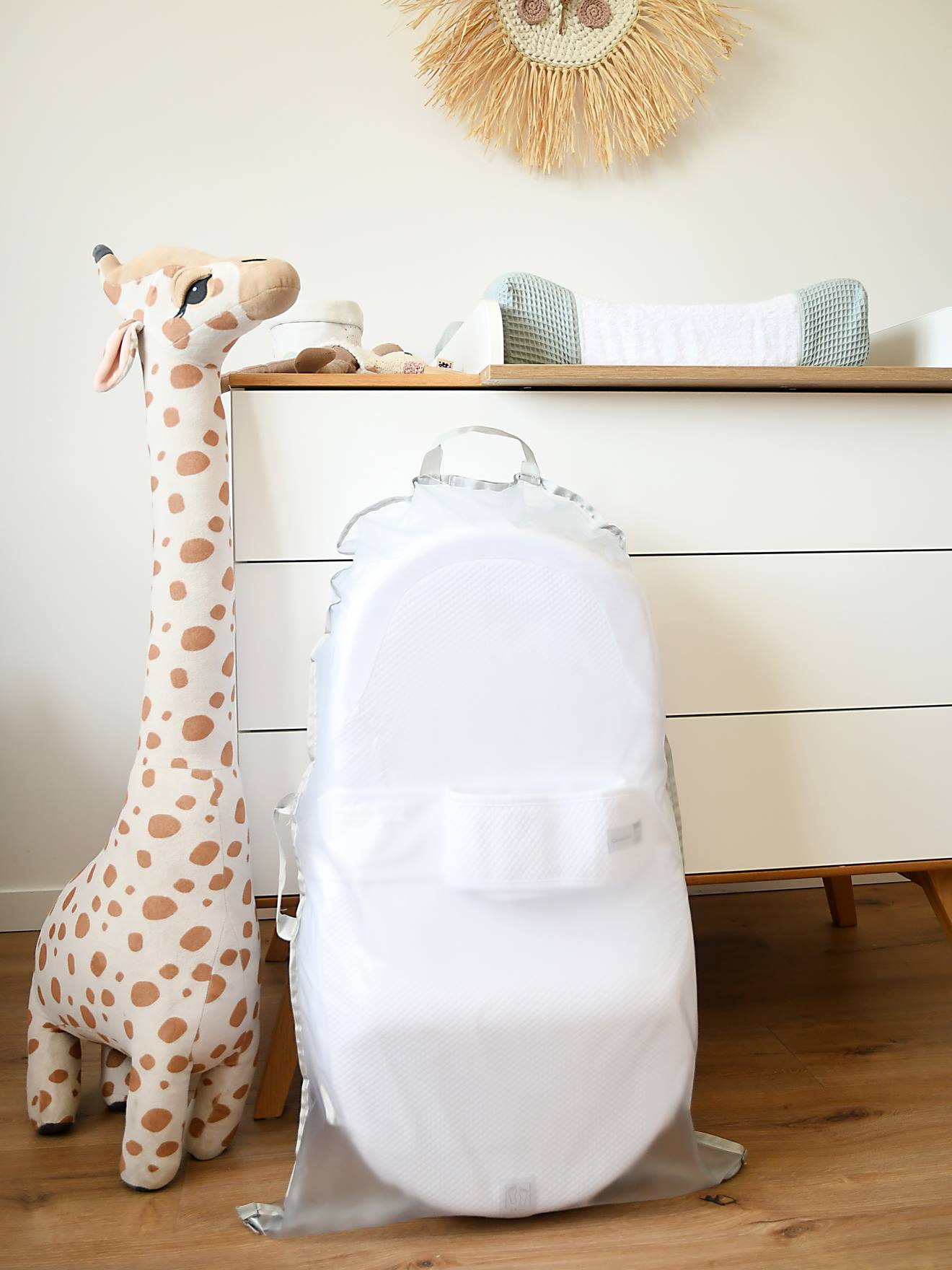 Cocon bébé Cocoonababy blanc (Red Castle) - Image 1