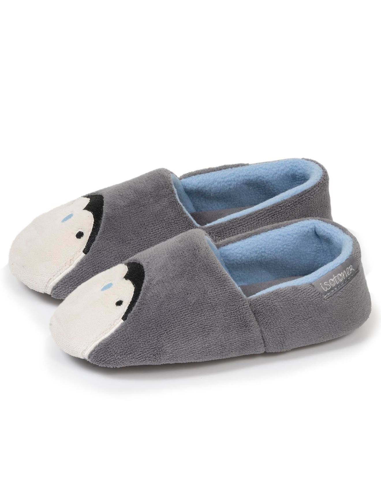 Chaussons Enfant Isotoner - Micro-éponge, Semelle Gomme Antidérapante - Lavable Machine - Pingouin Brodé
