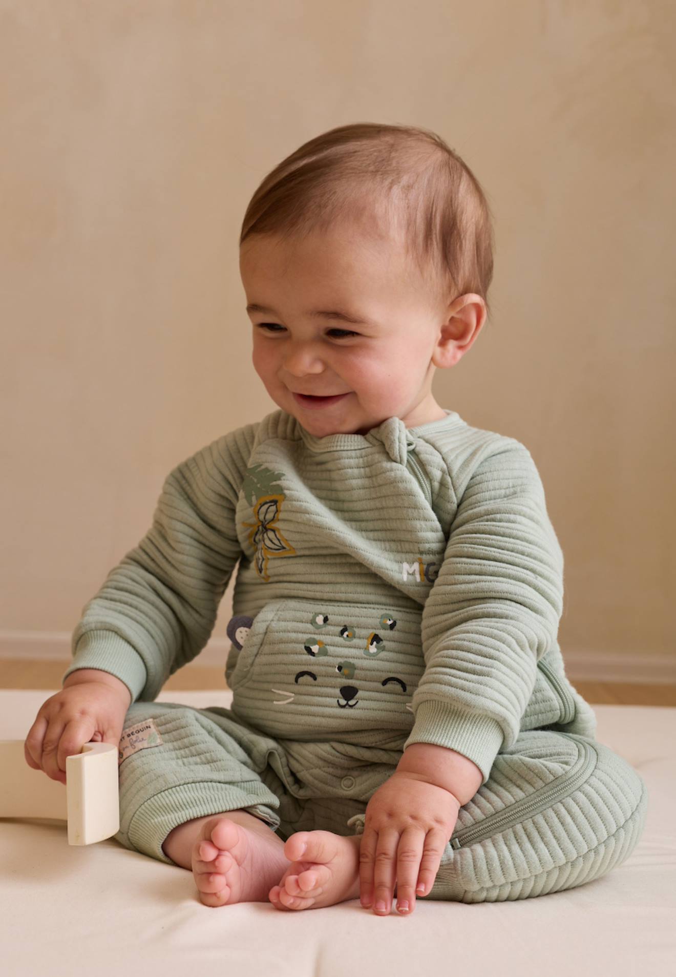 Surpyjama bébé en coton matelassé boavista kaki