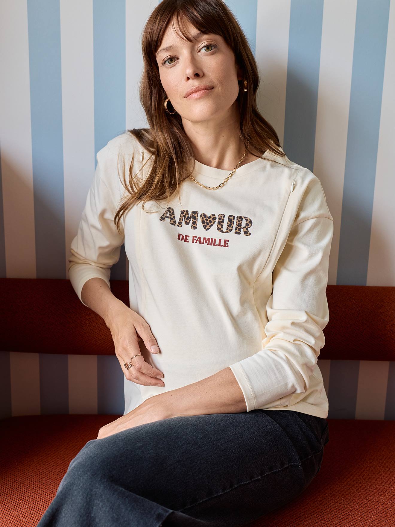 T-shirt grossesse et allaitement motif amour écru