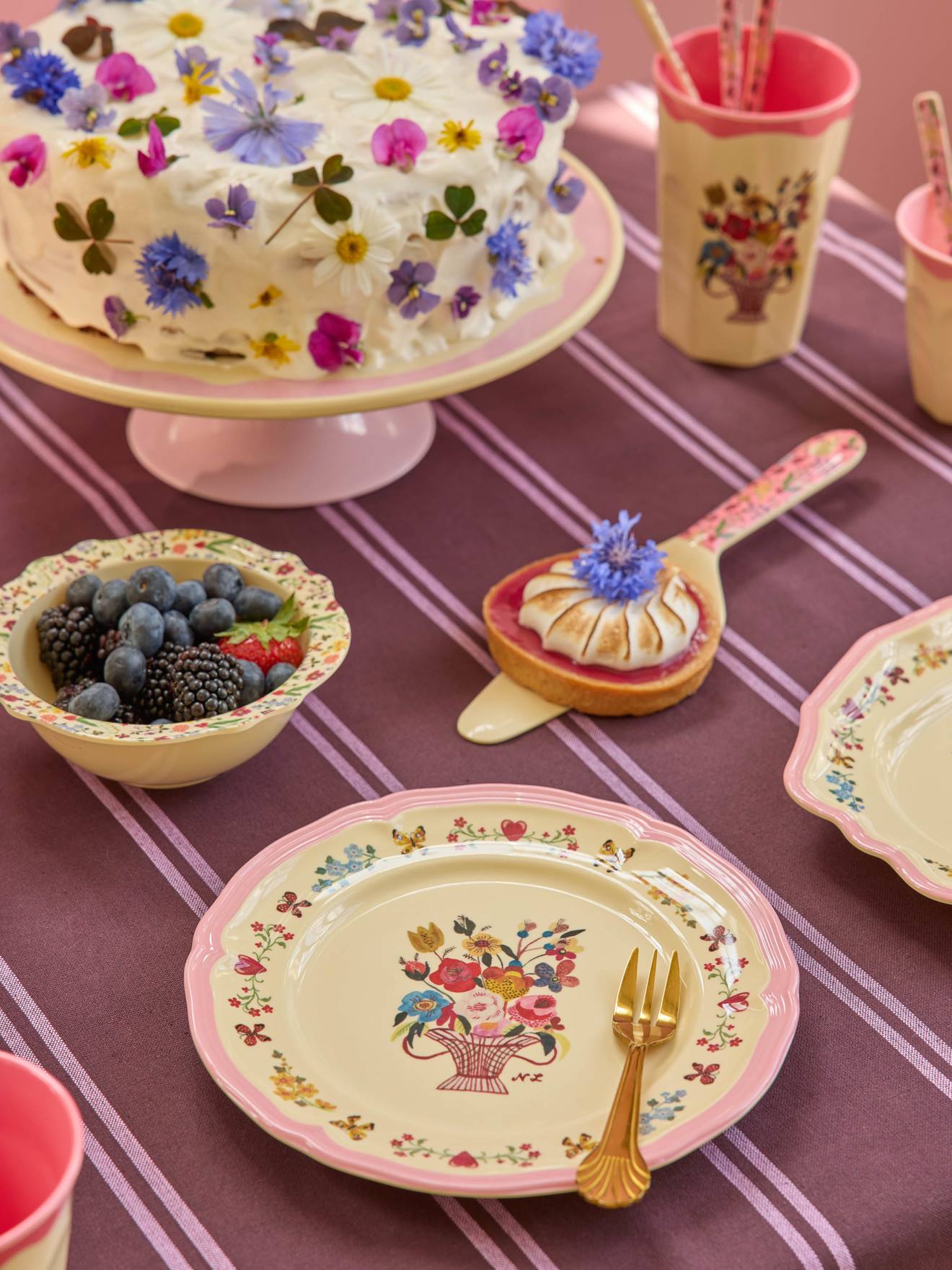 Assiette à petit-déjeuner NATHALIE LÉTÉ enfant rice Pink rose bonbon