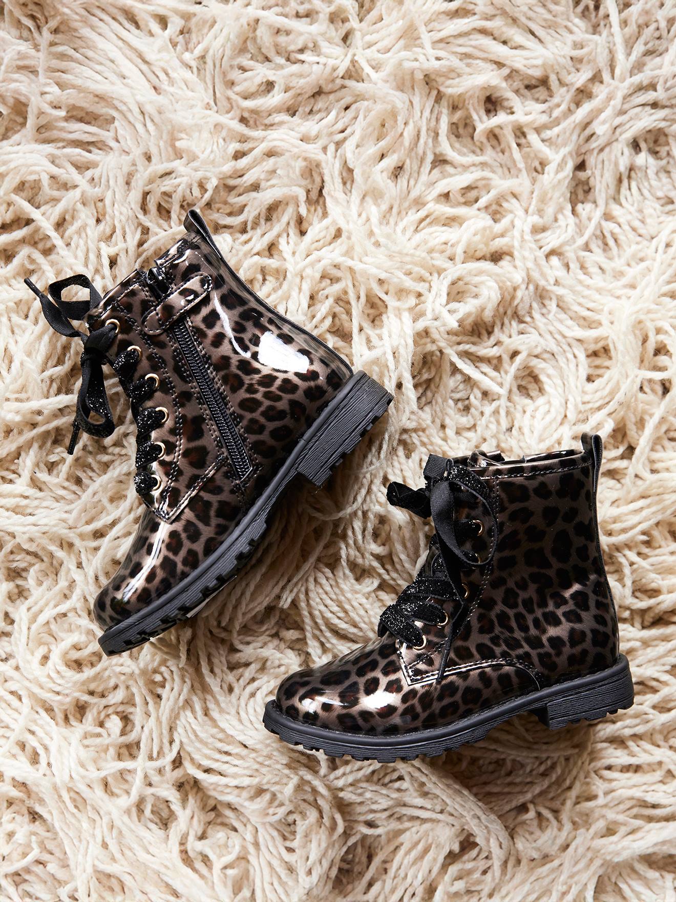 Boots enfant fille vernies synthétique zippées noir imprimé