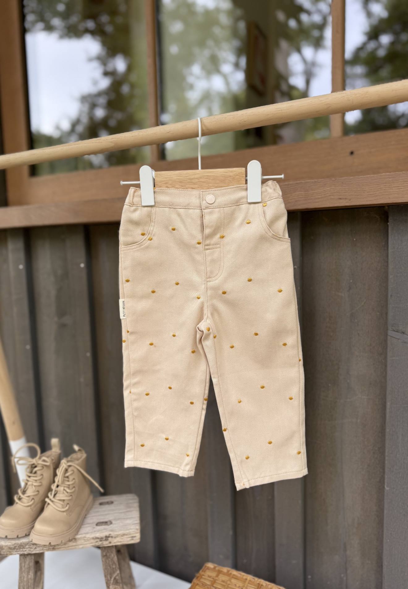 Jean Bébé Swan Ecru