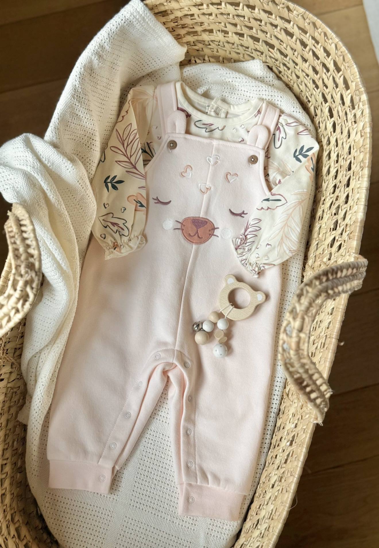 Ensemble Salopette Bébé En Molleton Et T-shirt Matcha Rose Ensemble Salopette Bébé En Molleton Et T-shirt Matcha Rose
