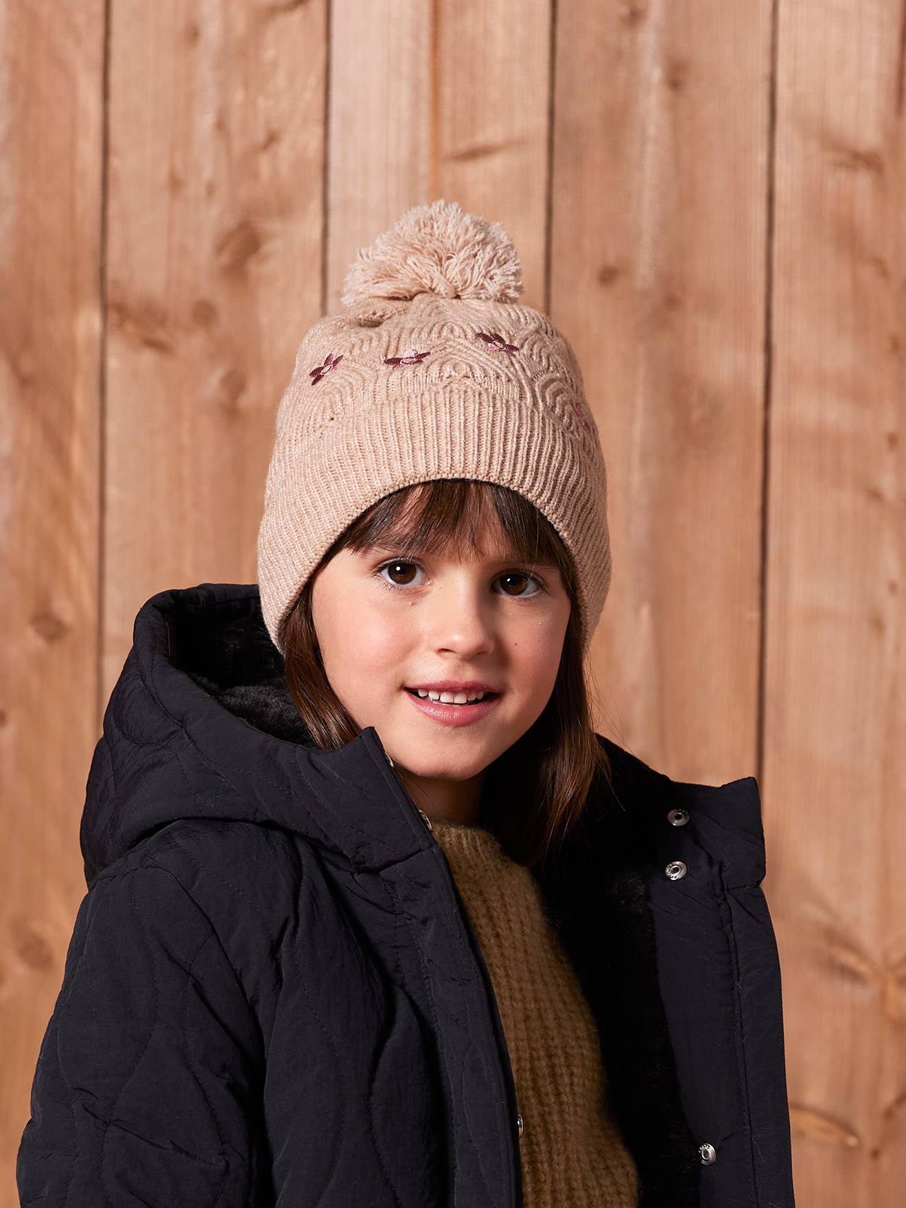 Ensemble brodé fille bonnet + snood + moufles/mitaines en maille ajourée beige doré