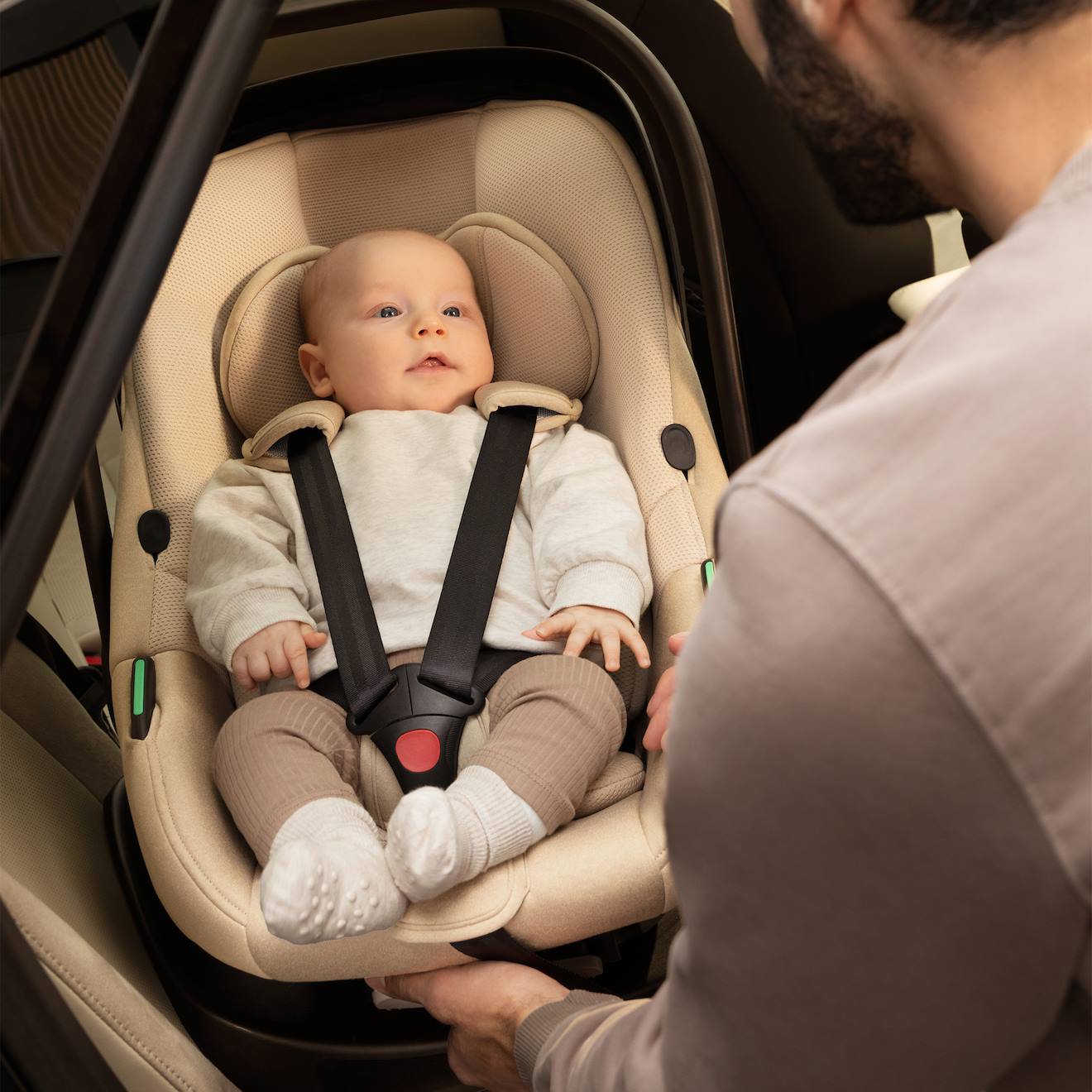 Siège Auto Isofix Bébé Rotatif Léger Beige (Kinderkraft) - Image 2